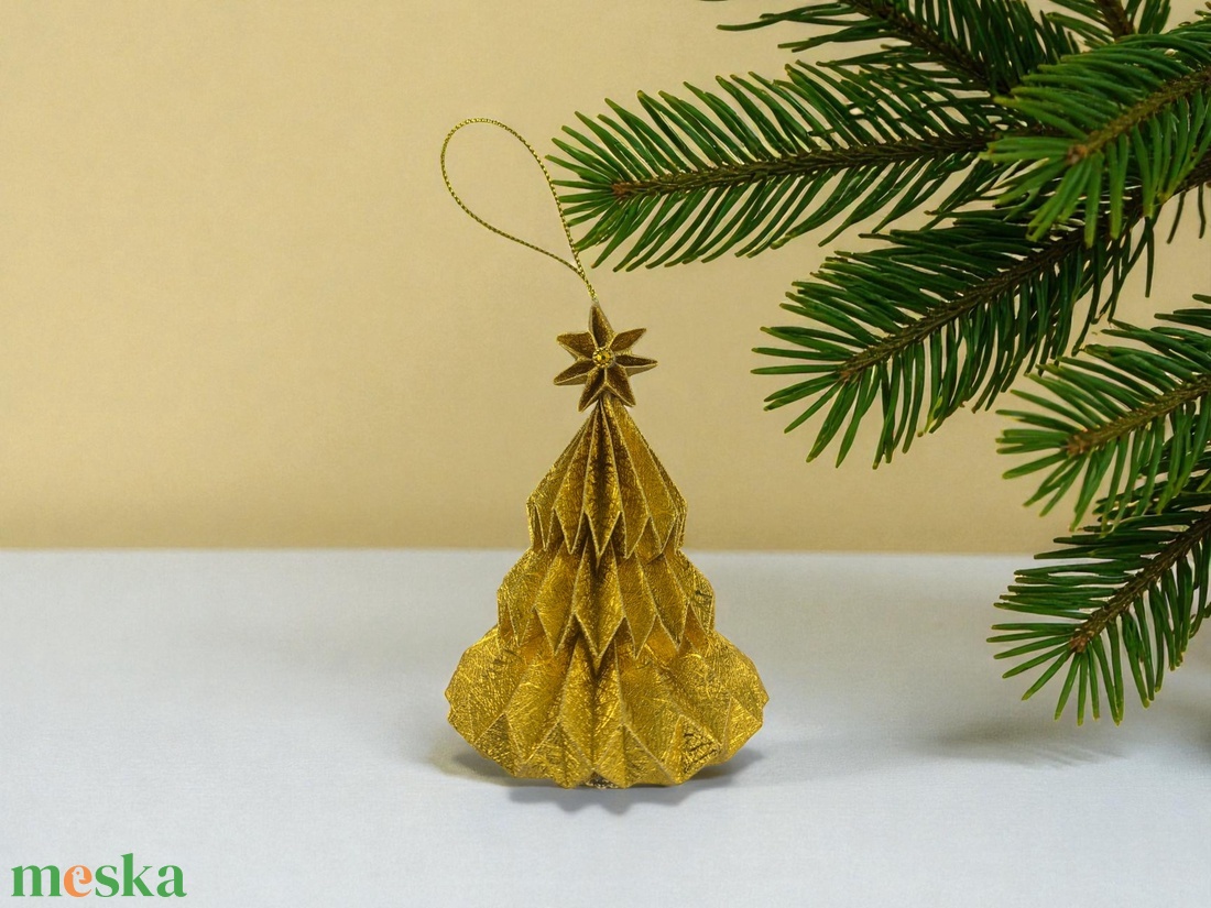 Arany fenyőfa formájú karácsonyfadísz FF145 - karácsony - karácsonyi lakásdekoráció - karácsonyfadíszek - Meska.hu