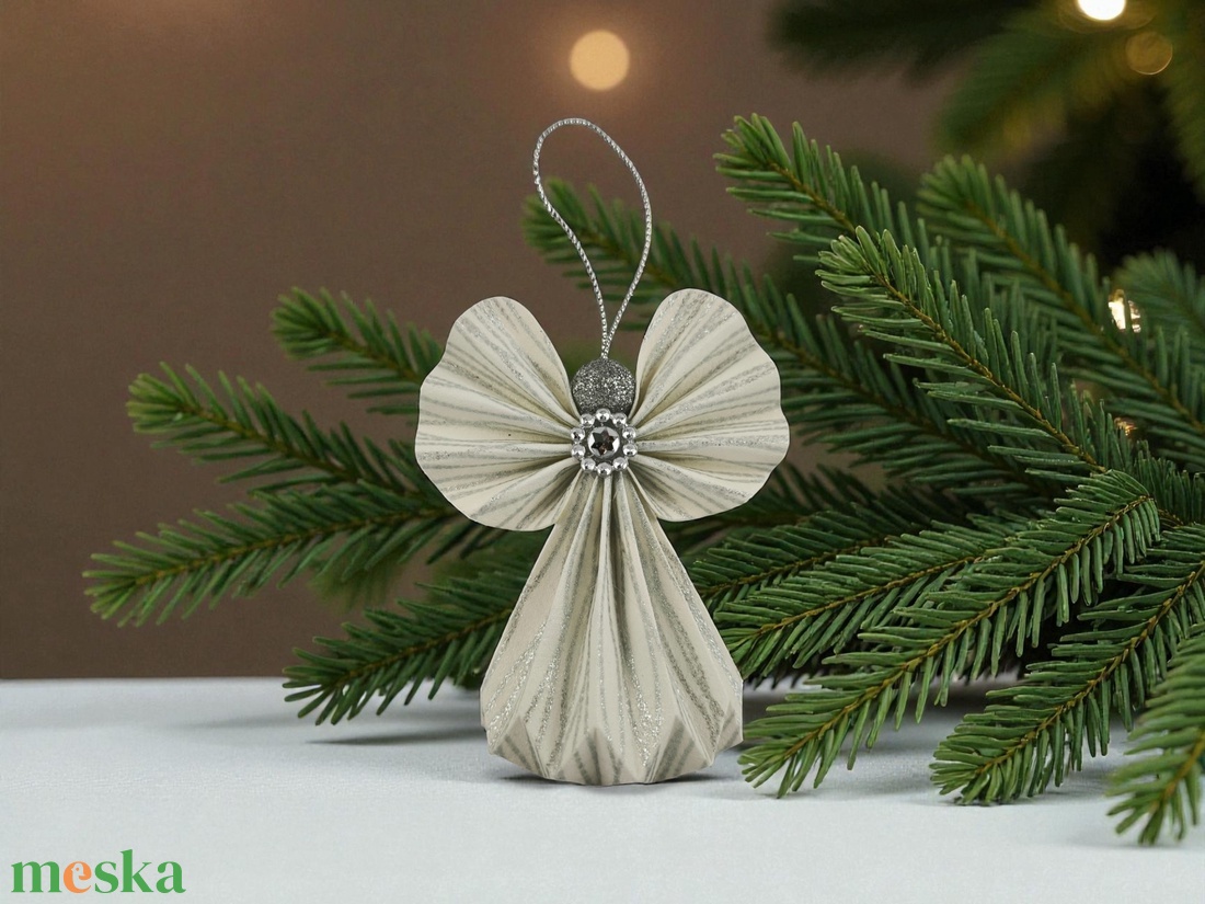 Fehér, ezüst papírangyalka függődísz PANEZ0078 - karácsony - karácsonyi lakásdekoráció - karácsonyfadíszek - Meska.hu