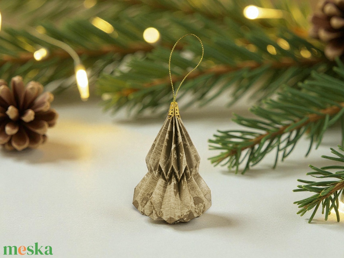 Beige, arany fenyőfa formájú karácsonyfadísz KF002 - karácsony - karácsonyi lakásdekoráció - karácsonyfadíszek - Meska.hu