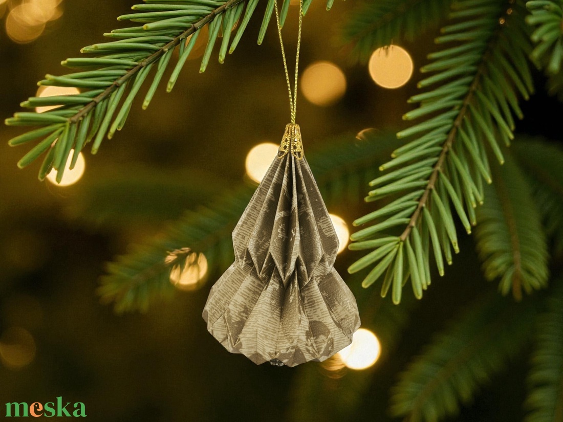 Beige, arany fenyőfa formájú karácsonyfadísz KF002 - karácsony - karácsonyi lakásdekoráció - karácsonyfadíszek - Meska.hu