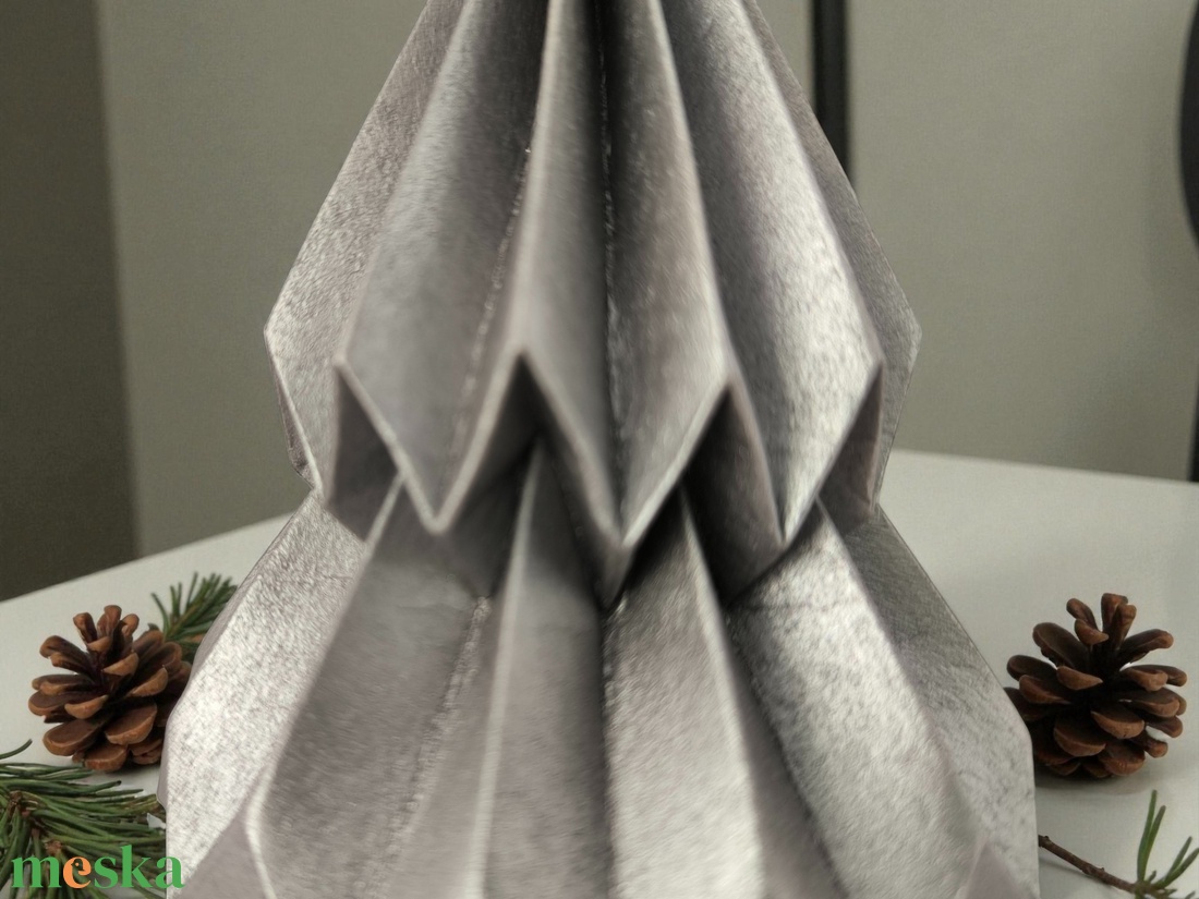 Grafit ezüst fenyőfa formájú karácsonyfadísz KF013 - karácsony - karácsonyi lakásdekoráció - karácsonyfadíszek - Meska.hu