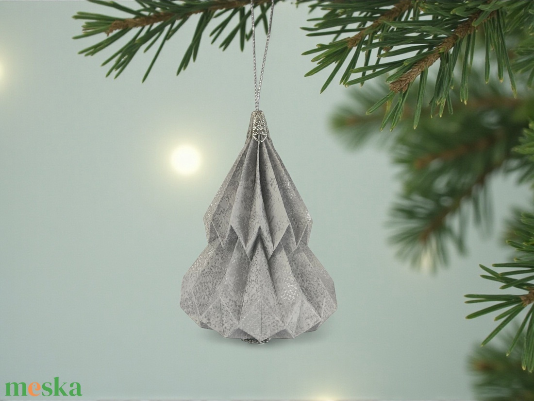 Ekrü, szürke, ezüst fenyőfa formájú karácsonyfadísz KF018 - karácsony - karácsonyi lakásdekoráció - karácsonyfadíszek - Meska.hu