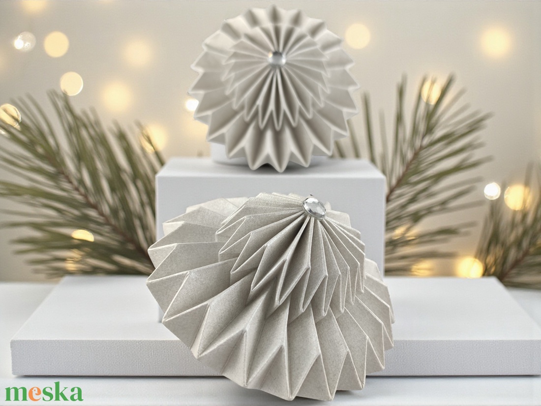 Világos ezüst rozetta formájú 2 darabos karácsonyfadísz szett ROZV2009 - karácsony - karácsonyi lakásdekoráció - karácsonyfadíszek - Meska.hu