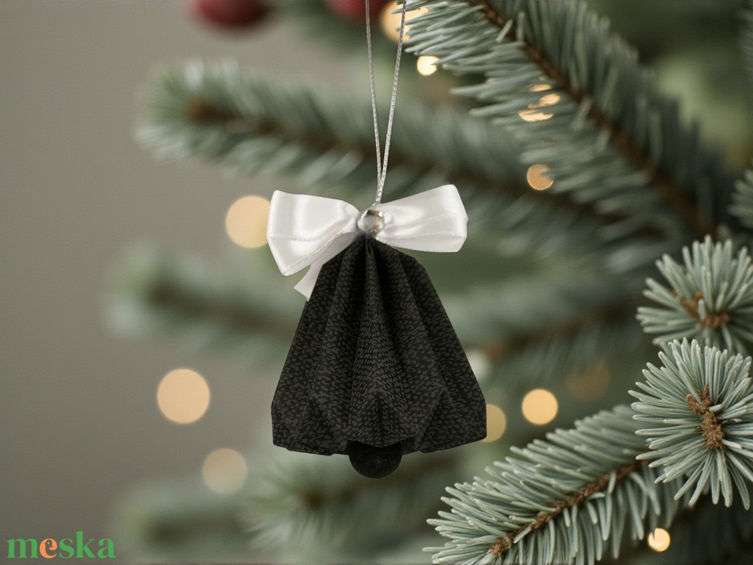 Csengettyű alakú fekete, fehér karácsonyfadísz szett BL205 - karácsony - karácsonyi lakásdekoráció - karácsonyfadíszek - Meska.hu