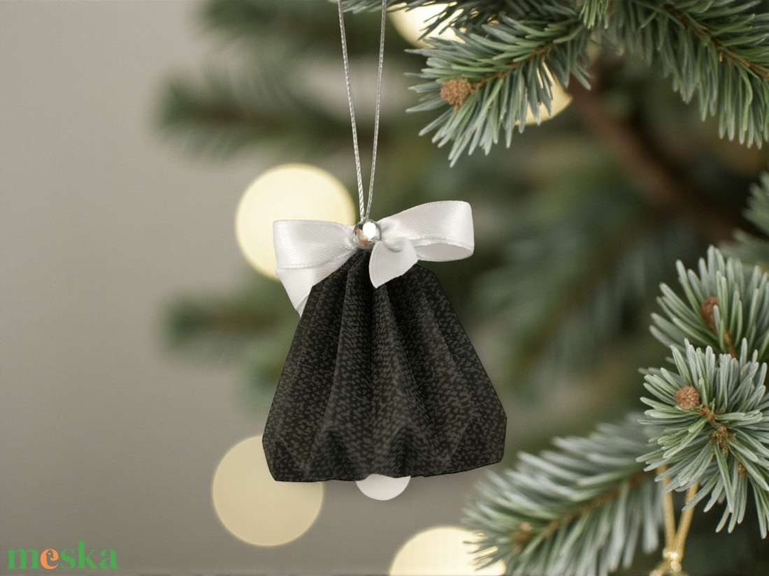 Csengettyű alakú fekete, fehér karácsonyfadísz szett BL206 - karácsony - karácsonyi lakásdekoráció - karácsonyfadíszek - Meska.hu