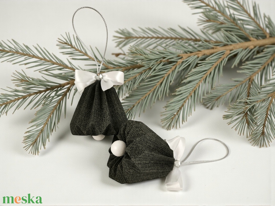 Csengettyű alakú fekete, fehér karácsonyfadísz szett BL206 - karácsony - karácsonyi lakásdekoráció - karácsonyfadíszek - Meska.hu