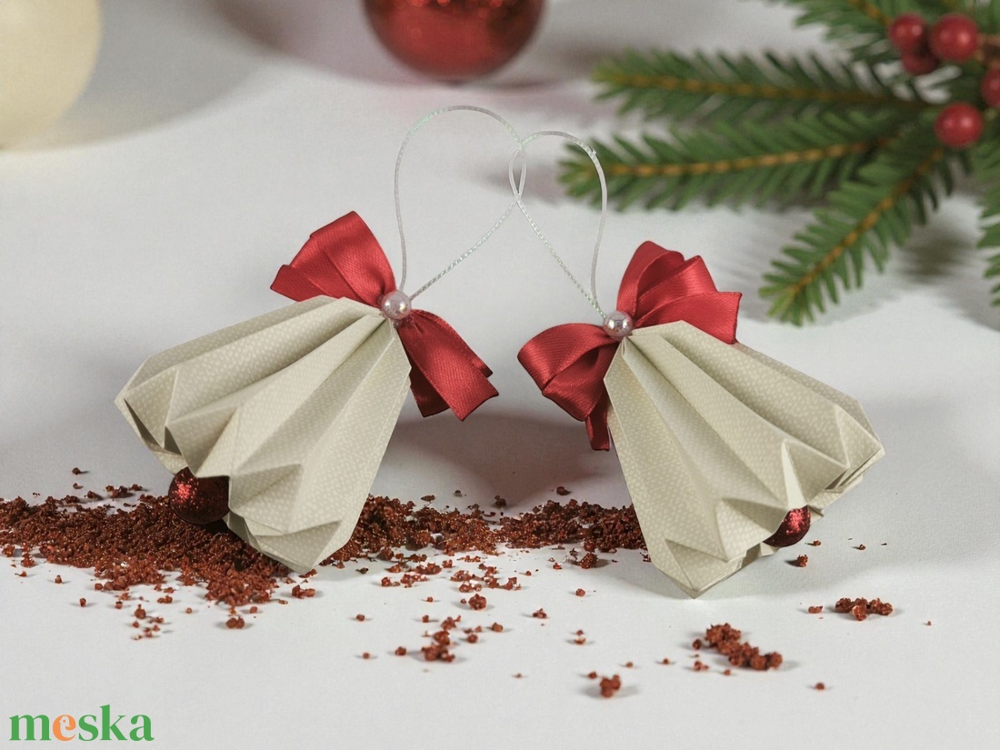 Csengettyű alakú ekrü, piros karácsonyfadísz szett BL209 - karácsony - karácsonyi lakásdekoráció - karácsonyfadíszek - Meska.hu