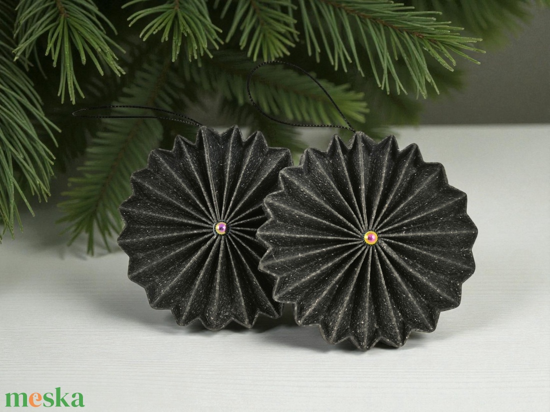 Csillámos fekete rozetta formájú 2 darabos karácsonyfadísz szett ROZ2029 - karácsony - karácsonyi lakásdekoráció - karácsonyfadíszek - Meska.hu