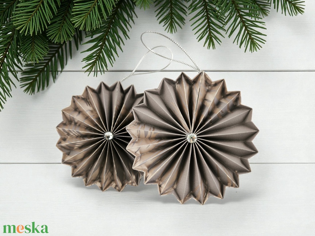 Szürke, rosegold, ezüst rozetta formájú 2 darabos karácsonyfadísz szett ROZ2035 - karácsony - karácsonyi lakásdekoráció - karácsonyfadíszek - Meska.hu