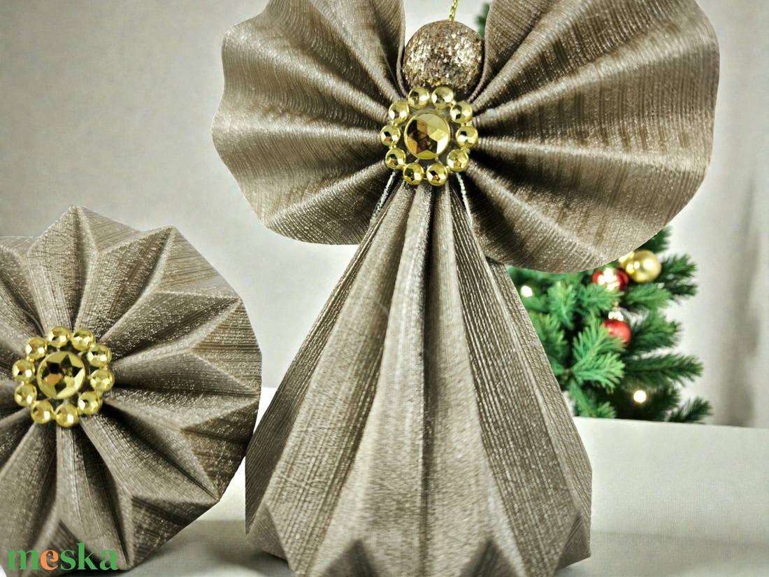 Pezsgő arany színű papírangyalka PANAR0117 - karácsony - karácsonyi lakásdekoráció - karácsonyfadíszek - Meska.hu