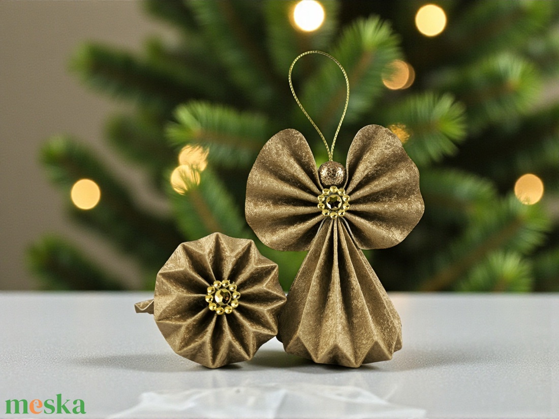 Arany papírangyalka függődísz PANAR0128 - karácsony - karácsonyi lakásdekoráció - karácsonyi lakásdíszek - Meska.hu