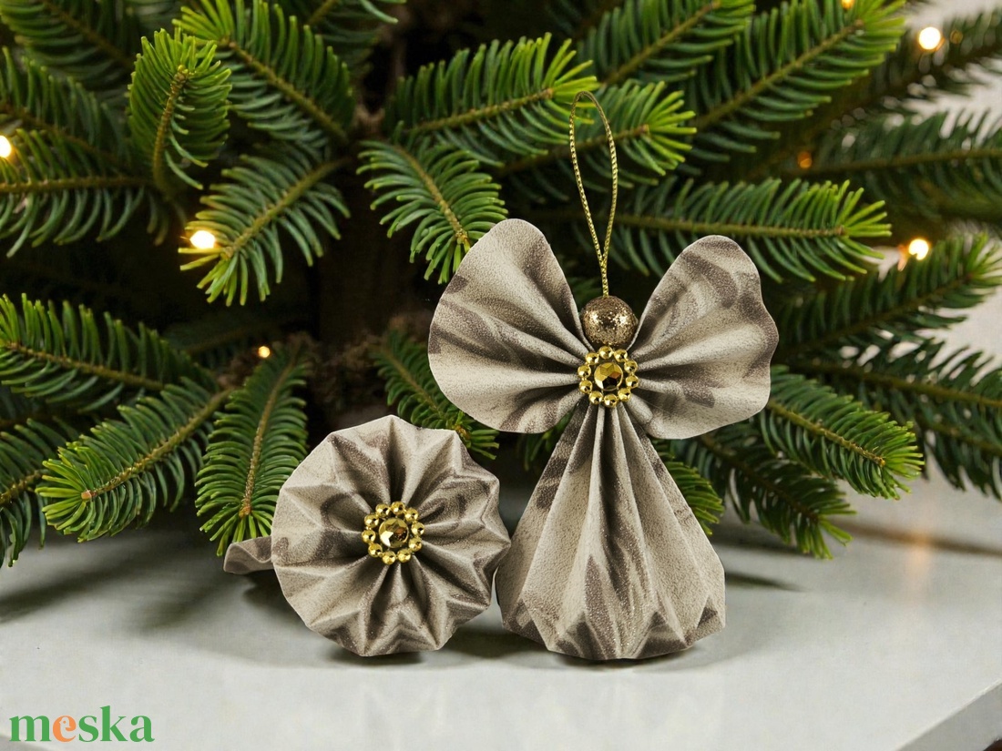 Ekrü, barna papírangyalka függődísz PANAR0130 - karácsony - karácsonyi lakásdekoráció - karácsonyi lakásdíszek - Meska.hu