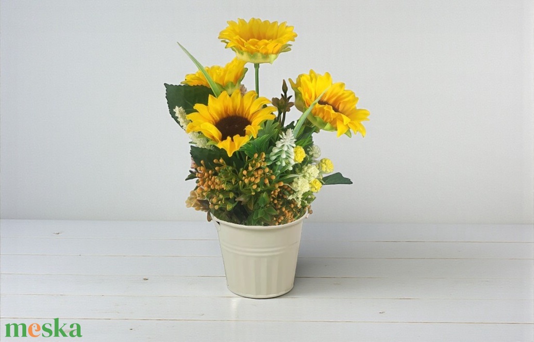Napraforgós asztaldísz csomag - otthon & életmód - virágdekoráció - virágdíszek - virágdísz kaspóban - Meska.hu