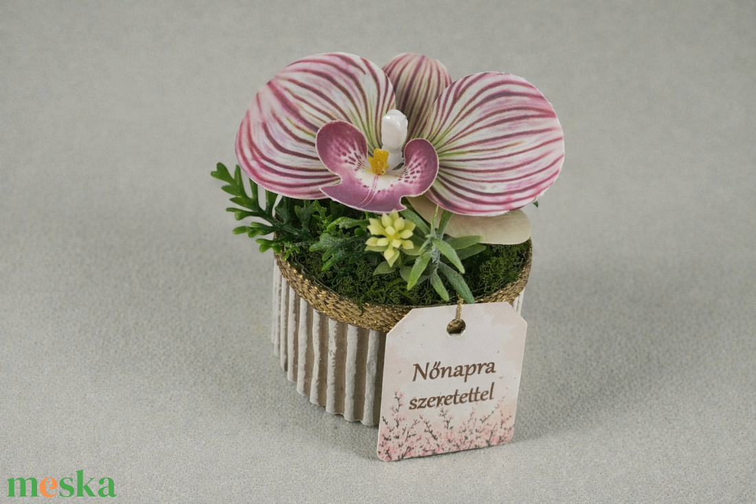 Prémium Mini Orchidea Aranyszegélyes Díszhengerben - otthon & életmód - virágdekoráció - virágdíszek - virágdísz kaspóban - Meska.hu