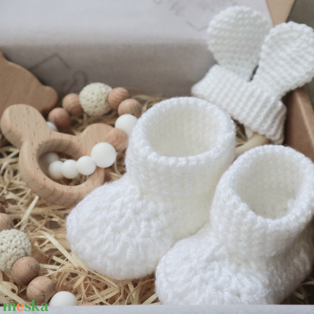 Baba ajándékdoboz / Babaváró ajándék / Babalátogató ajándék / Egyedi ajándék pelenka helyett - játék & sport - Meska.hu