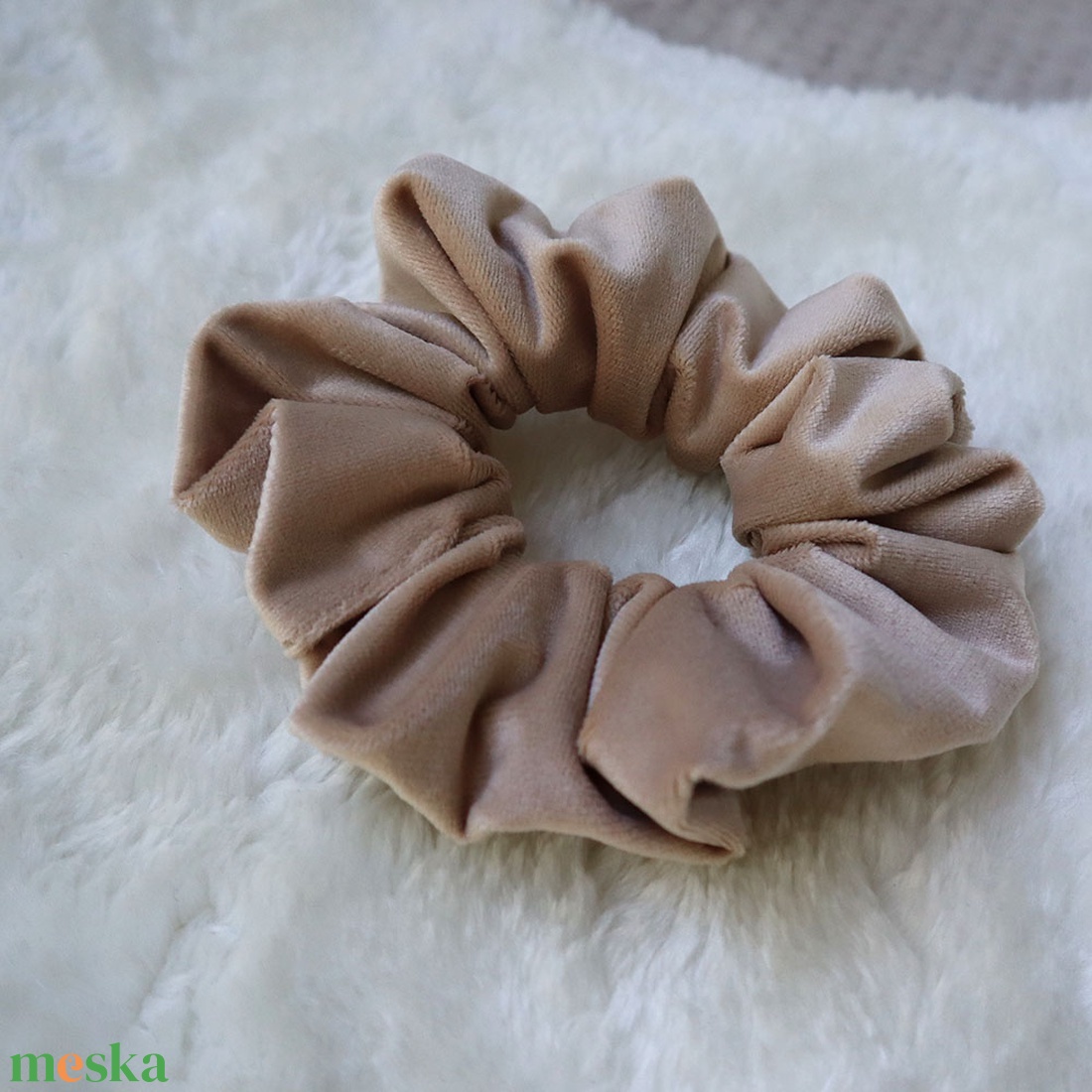 Scrunchie hajgumi - ruha & divat - hajdísz & hajcsat - hajgumi - Meska.hu Scrunchie hajgumi - ruha & divat - hajdísz & hajcsat - hajgumi - Meska.hu