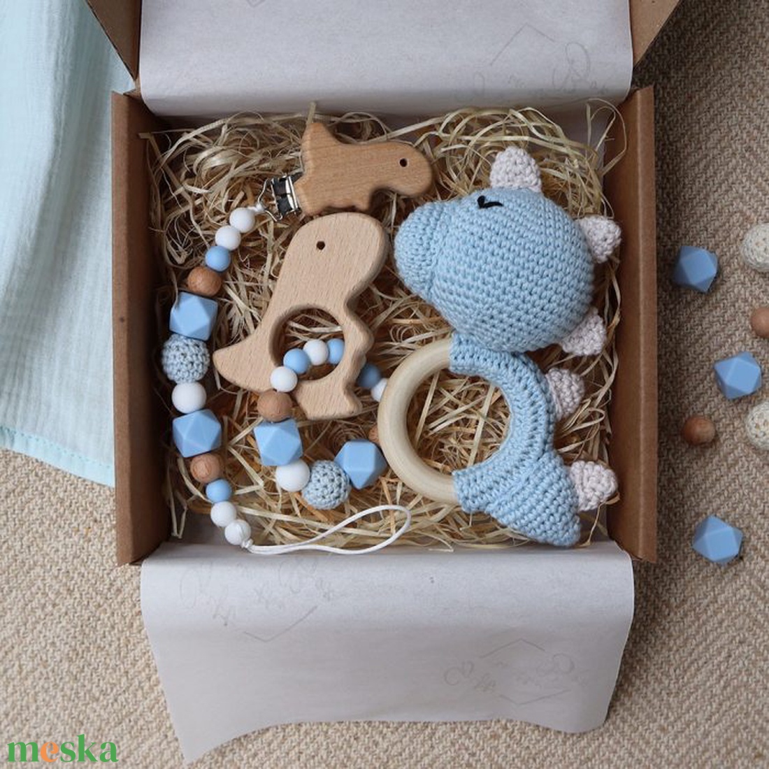 Blue Dino Selection Box - Baba ajándékdoboz / Babaváró ajándék / Babalátogató ajándék akciós termékkép 1