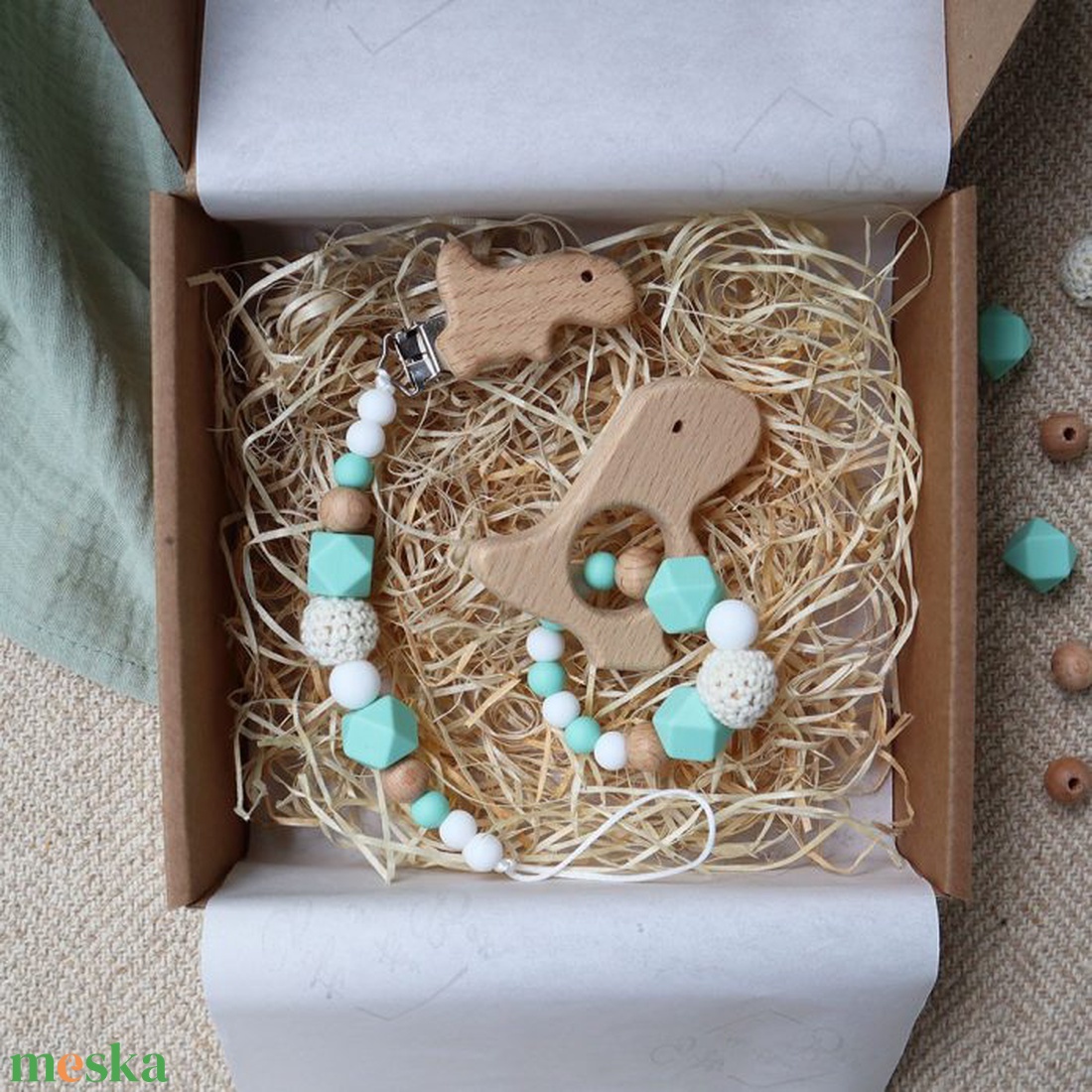 Mint Green Mini Box - Baba ajándékdoboz / Babaváró ajándék / Babalátogató ajándék akciós termékkép 1