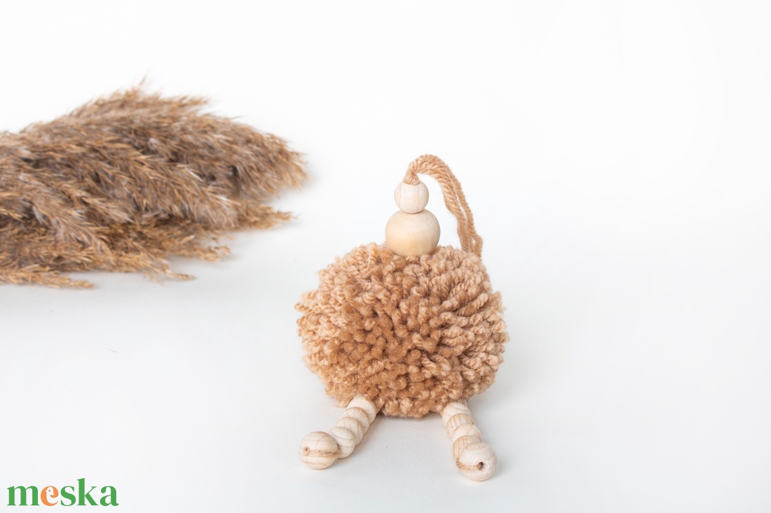 Kék pompom fityegő, Gyerekszoba dekor, Pompon fityegő - otthon & életmód - babaszoba, gyerekszoba - babaszoba dekoráció - Meska.hu