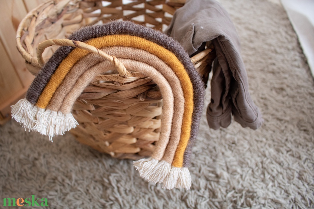 Szivárvány dísz föld színekben, Gyerekszoba dísz - otthon & életmód - babaszoba, gyerekszoba - babaszoba dekoráció - Meska.hu