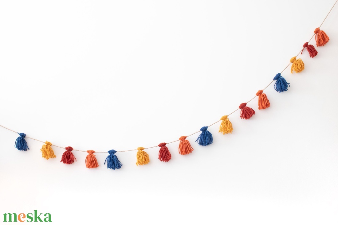 Pompom füzér, Pompom garland, Gyerekszoba dekoráció, Pompon füzér, Cirkusz dekoráció - otthon & életmód - babaszoba, gyerekszoba - babaszoba dekoráció - Meska.hu Pompom füzér, Pompom garland, Gyerekszoba dekoráció, Pompon füzér, Cirkusz dekoráció - otthon & életmód - babaszoba, gyerekszoba - babaszoba dekoráció - Meska.hu