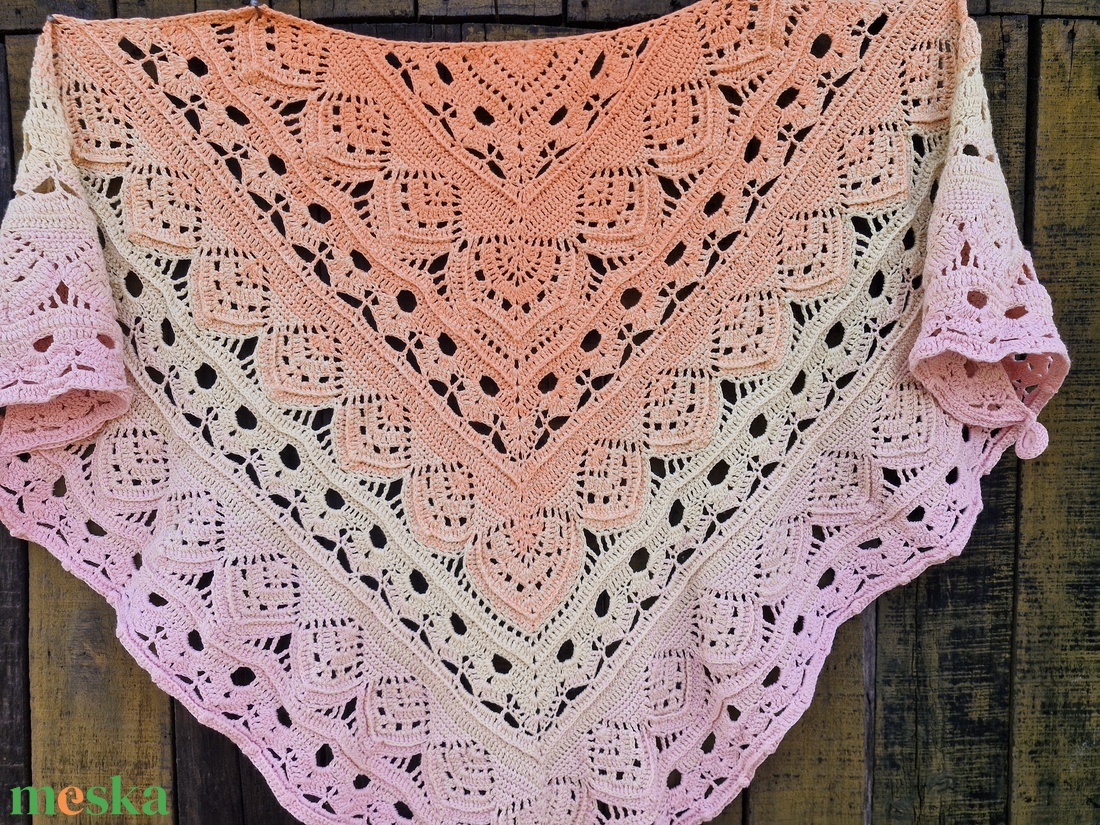 Mézbogyó horgolt vállkendő - ruha & divat - sál, sapka, kendő - vállkendő - Meska.hu