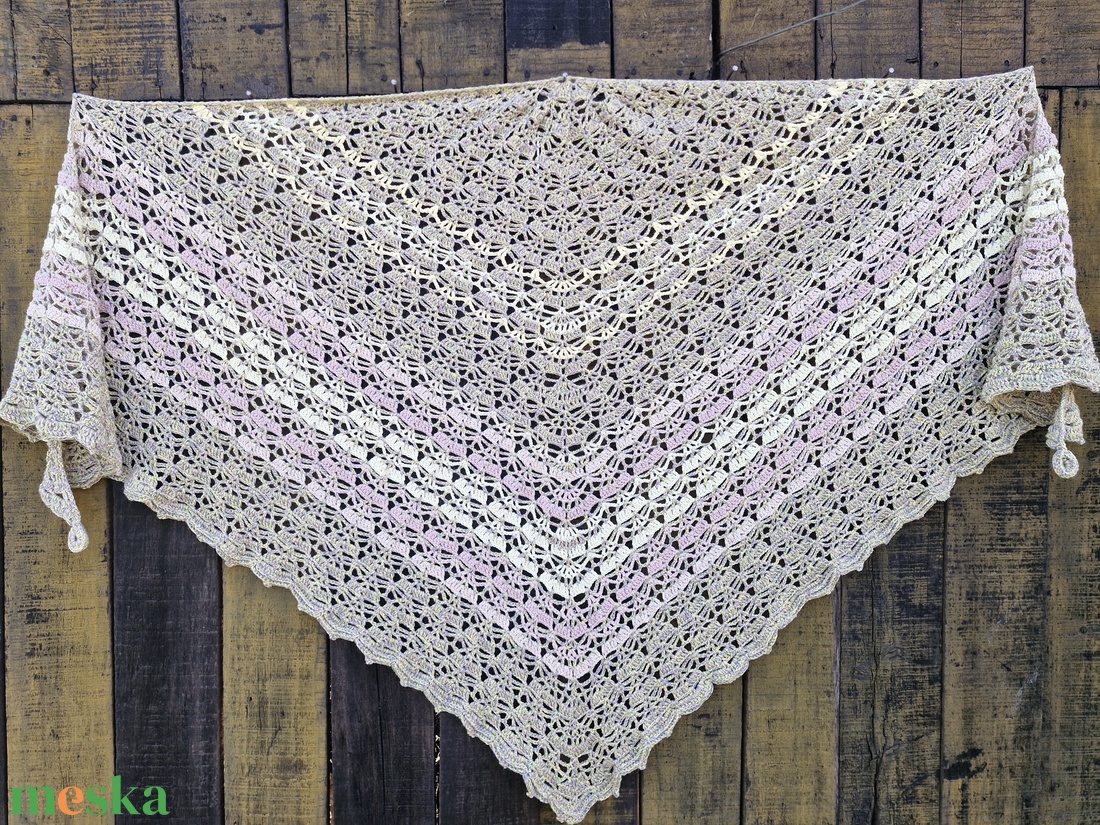 Szénakazal horgolt vállkendő - ruha & divat - sál, sapka, kendő - vállkendő - Meska.hu