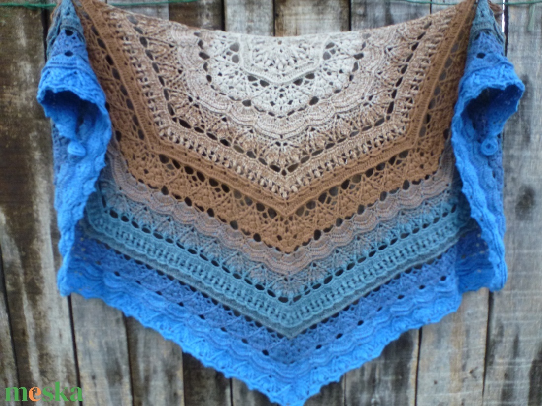 Tengerpart horgolt vállkendő - ruha & divat - sál, sapka, kendő - vállkendő - Meska.hu