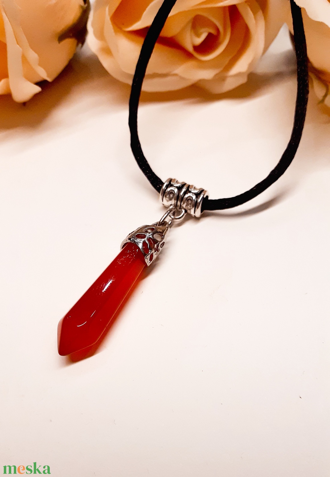 Karneol csúcsmedál nyaklánc - ékszer - nyaklánc - hosszú nyaklánc - Meska.hu