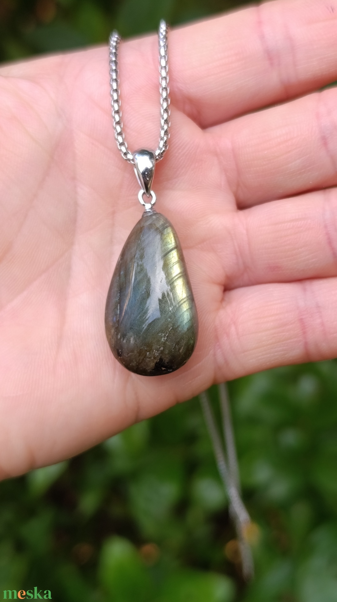 Csepp alakú AA minőségű labradorit medál nemesacél lánccal - ékszer - nyaklánc - medálos nyaklánc - Meska.hu