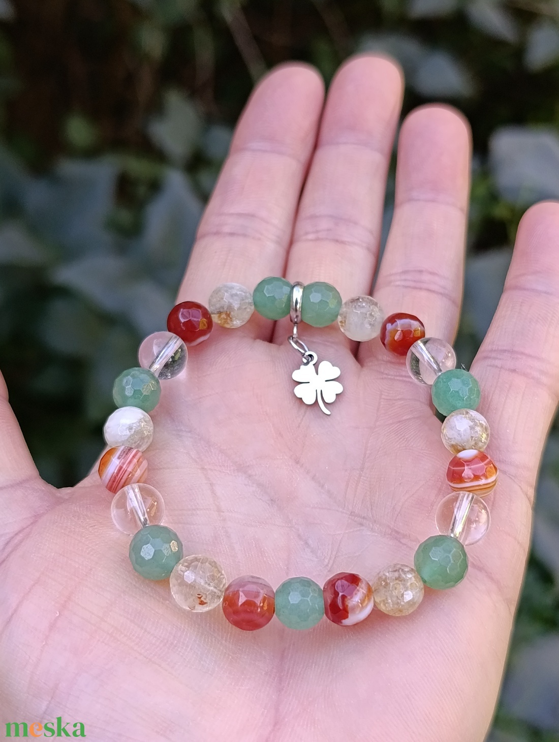 Szerencse és bőség ásványkarkötő citrinnel, aventurinnal, sávos karneollal és hegyikristállyal, lóhere medállal - ékszer - karkötő - ásványkarkötő - Meska.hu