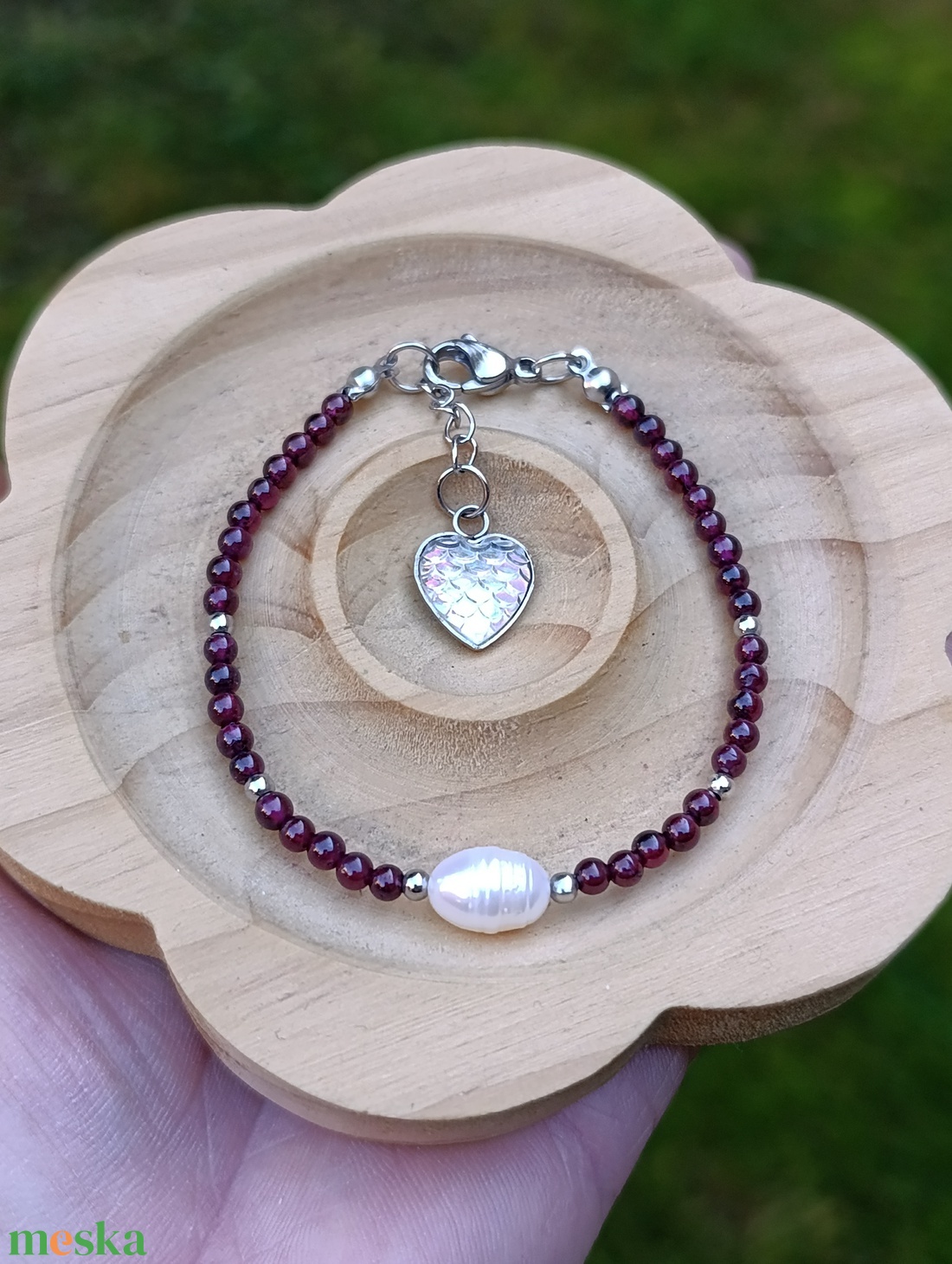 Gránát és édesvízi gyöngy kapcsos ásványkarkötő   - ékszer - karkötő - ásványkarkötő - Meska.hu Gránát és édesvízi gyöngy kapcsos ásványkarkötő   - ékszer - karkötő - ásványkarkötő - Meska.hu