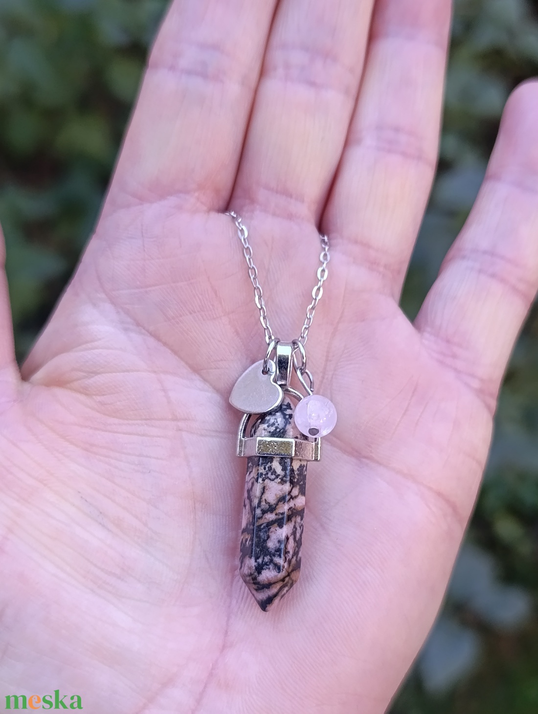 Rodonit és rózsakvarc nyaklánc szív medállal - ékszer - nyaklánc - medálos nyaklánc - Meska.hu