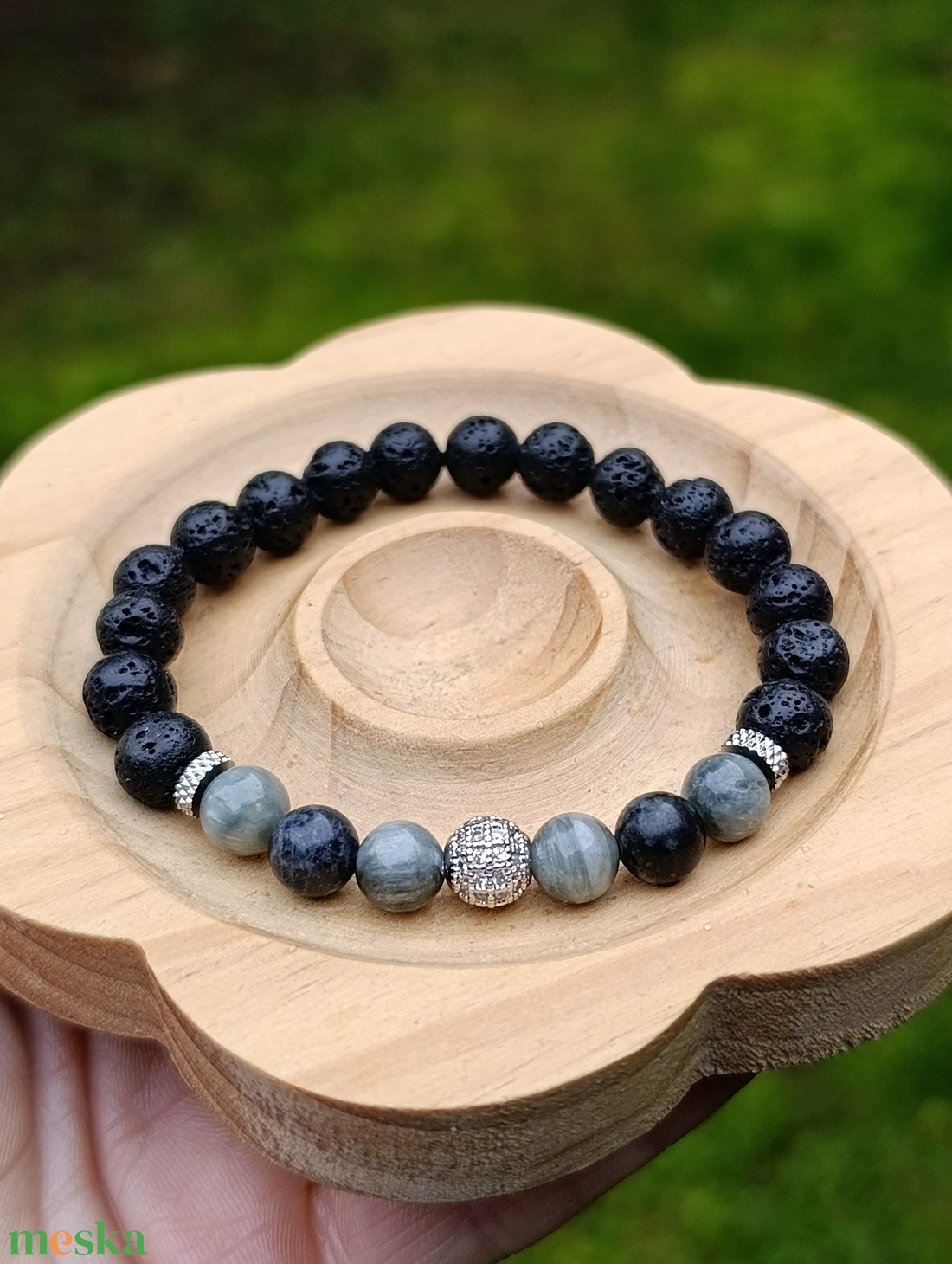 Sasszem, larvikit és lávakő karkötő cirkónia díszgömbbel � tisztánlátás, védelem és erő - ékszer - karkötő - ásványkarkötő - Meska.hu