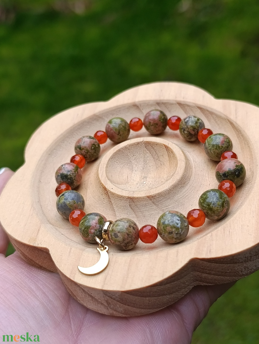 Unakit és karneol ásványkarkötő � a nőiességért, harmóniáért és belső gyógyulásért - ékszer - karkötő - ásványkarkötő - Meska.hu