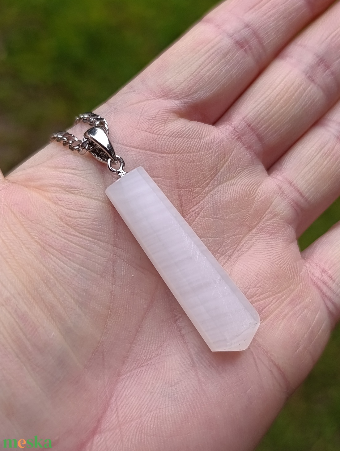 Önszeretet, gyengéd gyógyulás és szívcsakra-harmónia � mangano kalcit nyaklánc - ékszer - nyaklánc - medálos nyaklánc - Meska.hu