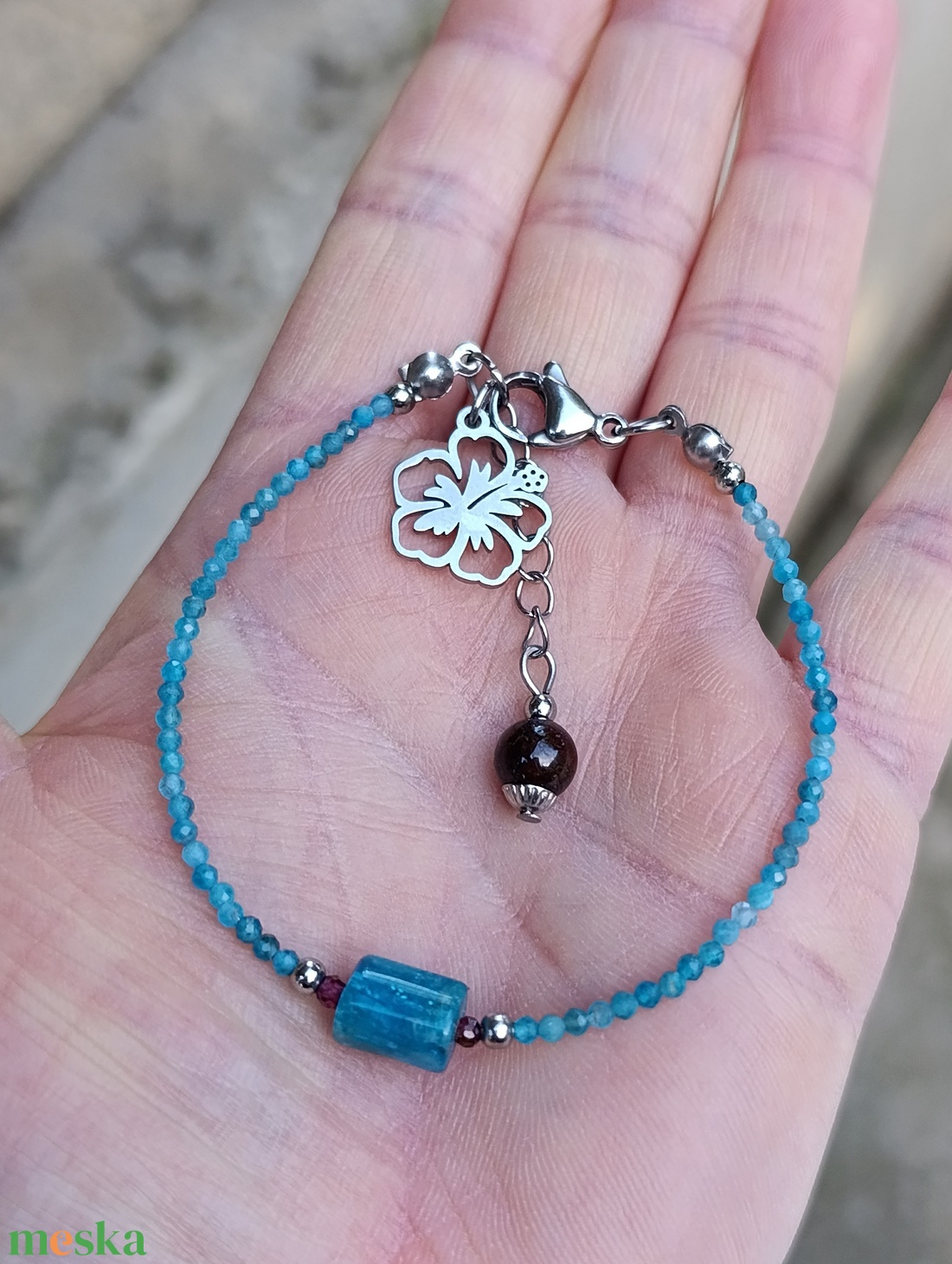 Apatit es gránát ásványkarkötő a kitartásért, tiszta irányért és belső erőért - ékszer - karkötő - ásványkarkötő - Meska.hu