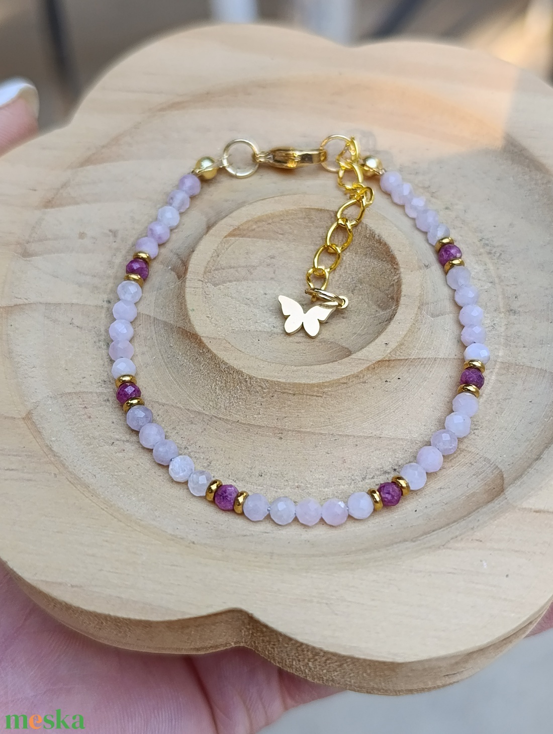 Kunzit rubinnal az önazonosságért, a szívtér nyitásáért és belső erőért  - ékszer - karkötő - ásványkarkötő - Meska.hu