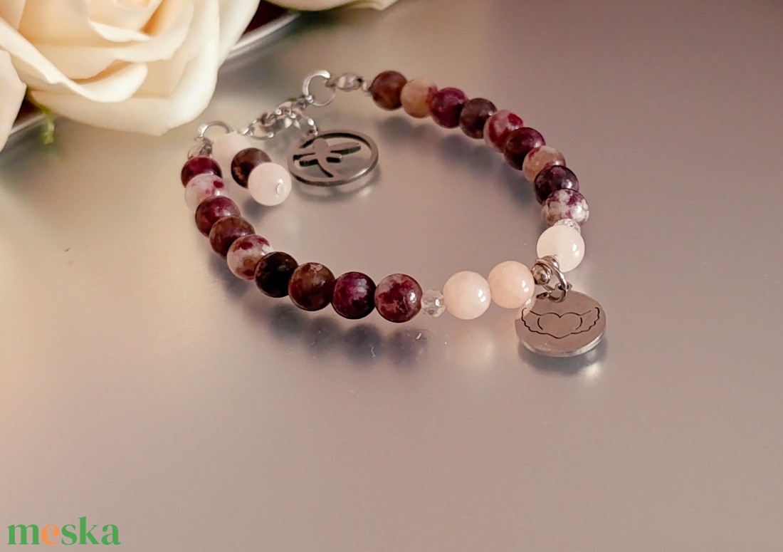 Turmalin rubellit, morganit és hegyikristály karkötő az érzelmi egyensúlyért - ékszer - karkötő - ásványkarkötő - Meska.hu
