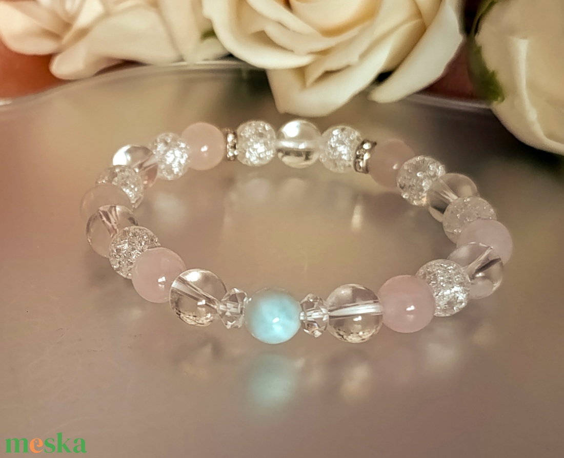 Larimár, madagaszkári rózsakvarc és hegyikristály női ásvány karkötő - ékszer - karkötő - ásványkarkötő - Meska.hu