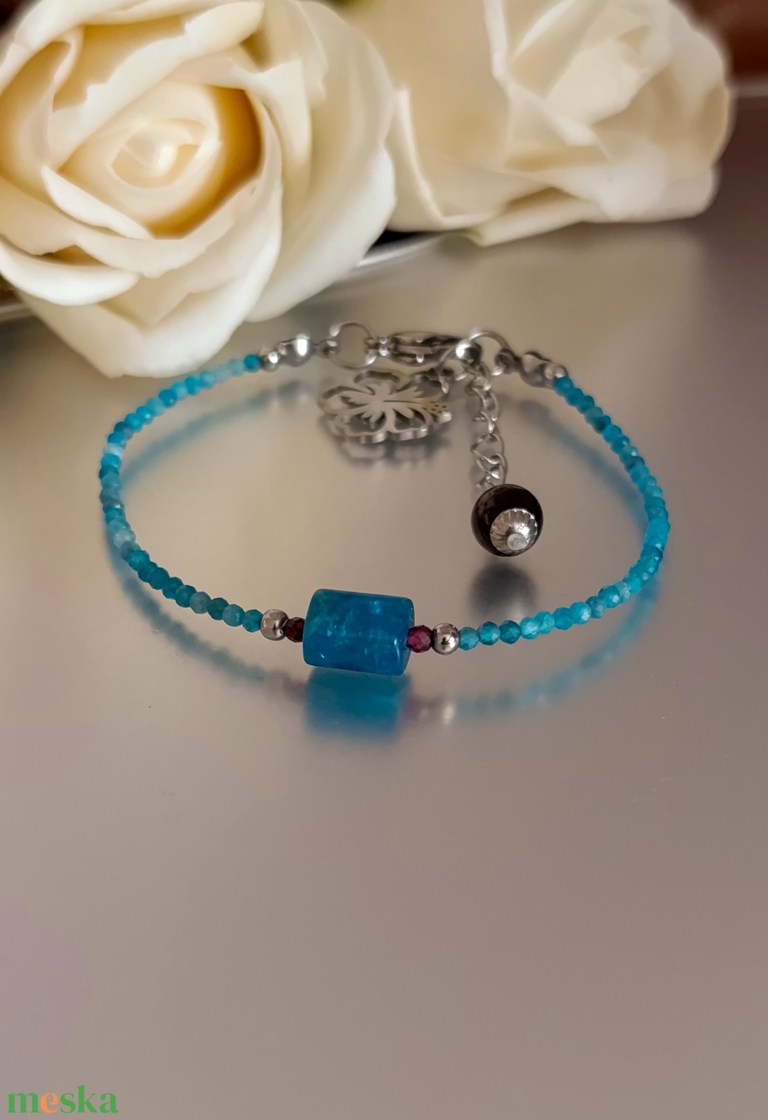 Apatit es gránát ásványkarkötő a kitartásért, tiszta irányért és belső erőért - ékszer - karkötő - ásványkarkötő - Meska.hu