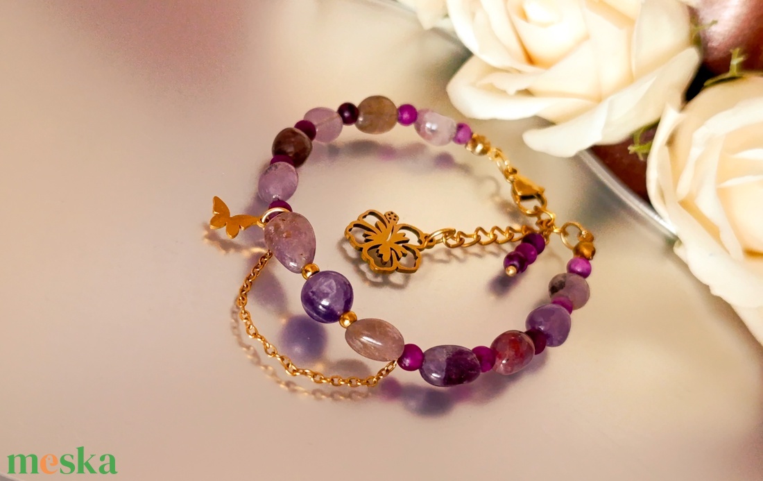 Szuper7-es, matt csaroit és chevron ametiszt kapcsos ásványkarkötő - ékszer - karkötő - ásványkarkötő - Meska.hu