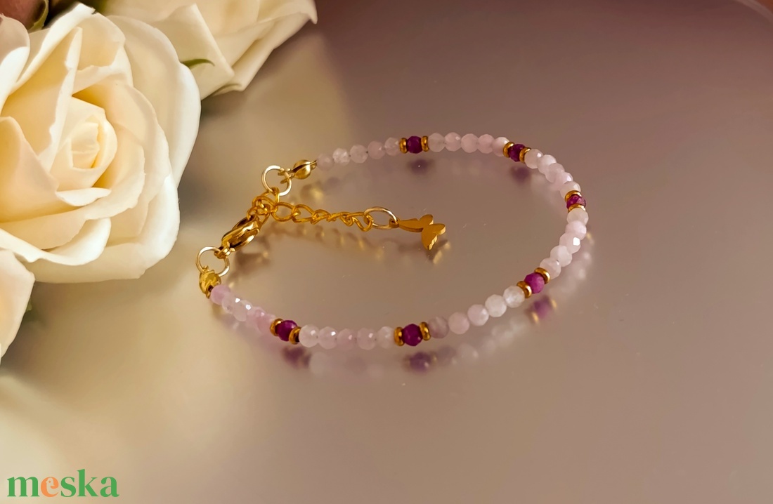 Kunzit rubinnal az önazonosságért, a szívtér nyitásáért és belső erőért  - ékszer - karkötő - ásványkarkötő - Meska.hu