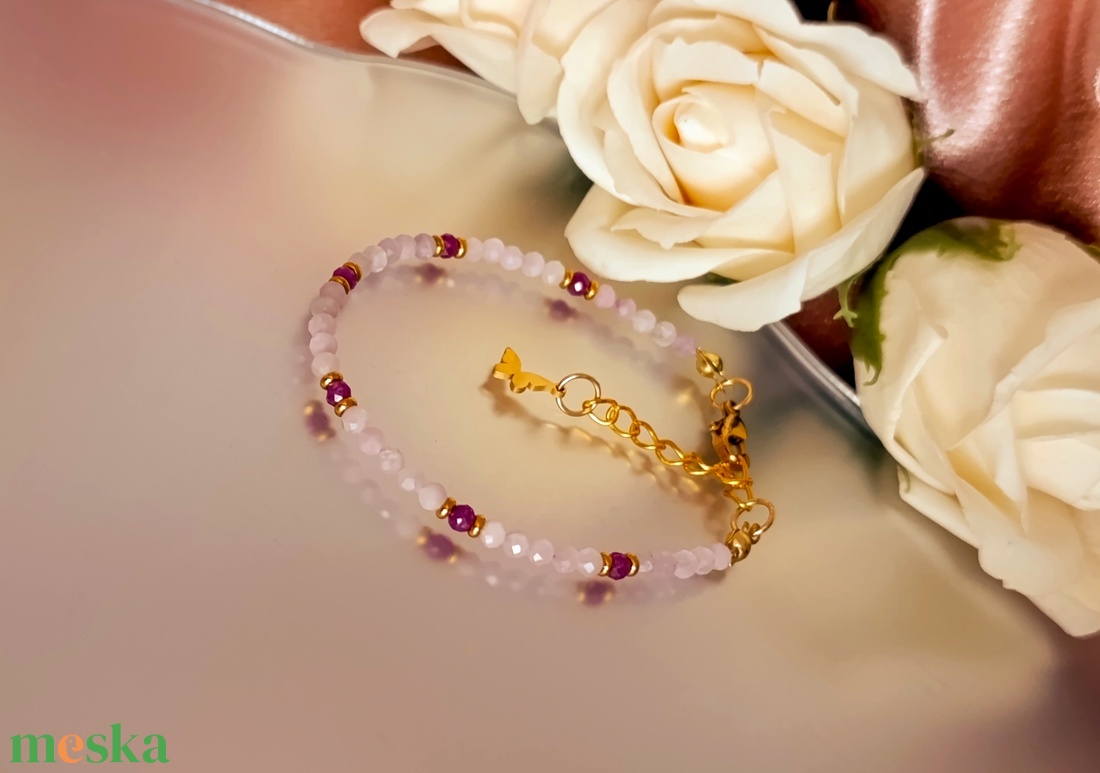 Kunzit rubinnal az önazonosságért, a szívtér nyitásáért és belső erőért  - ékszer - karkötő - ásványkarkötő - Meska.hu