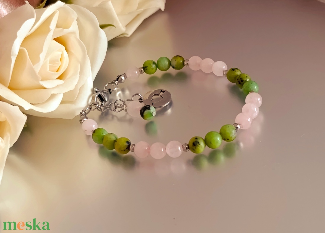 Krizopráz és rózsakvarc ásványkarkötő az érzelmi megújulásért - ékszer - karkötő - ásványkarkötő - Meska.hu