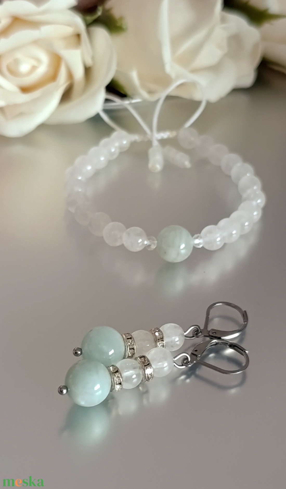 Akvamarin és hegyikristály csomózott karkötő és fülbevaló, a belső béke ékszere - ékszer - ékszerszett - Meska.hu