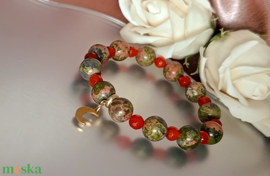 Unakit és karneol ásványkarkötő � a nőiességért, harmóniáért és belső gyógyulásért - ékszer - karkötő - ásványkarkötő - Meska.hu