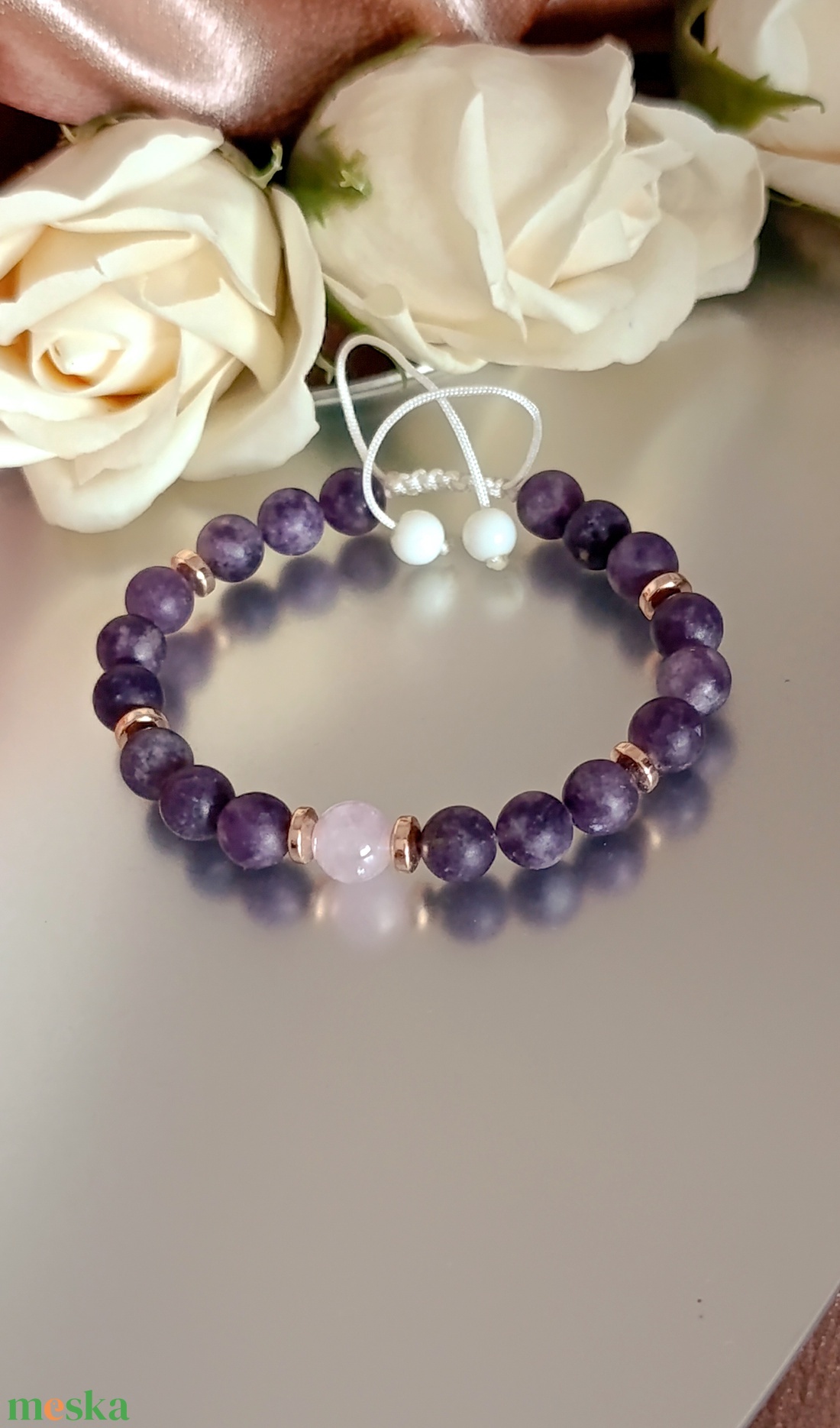 Lepidolit és levendula ametiszt állítható ásványkarkötő - ékszer - karkötő - ásványkarkötő - Meska.hu