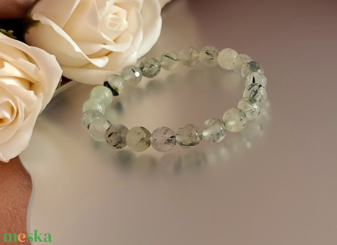 Prehnit ásvány karkötő - a gyógyítók ásványa - ékszer - karkötő - ásványkarkötő - Meska.hu
