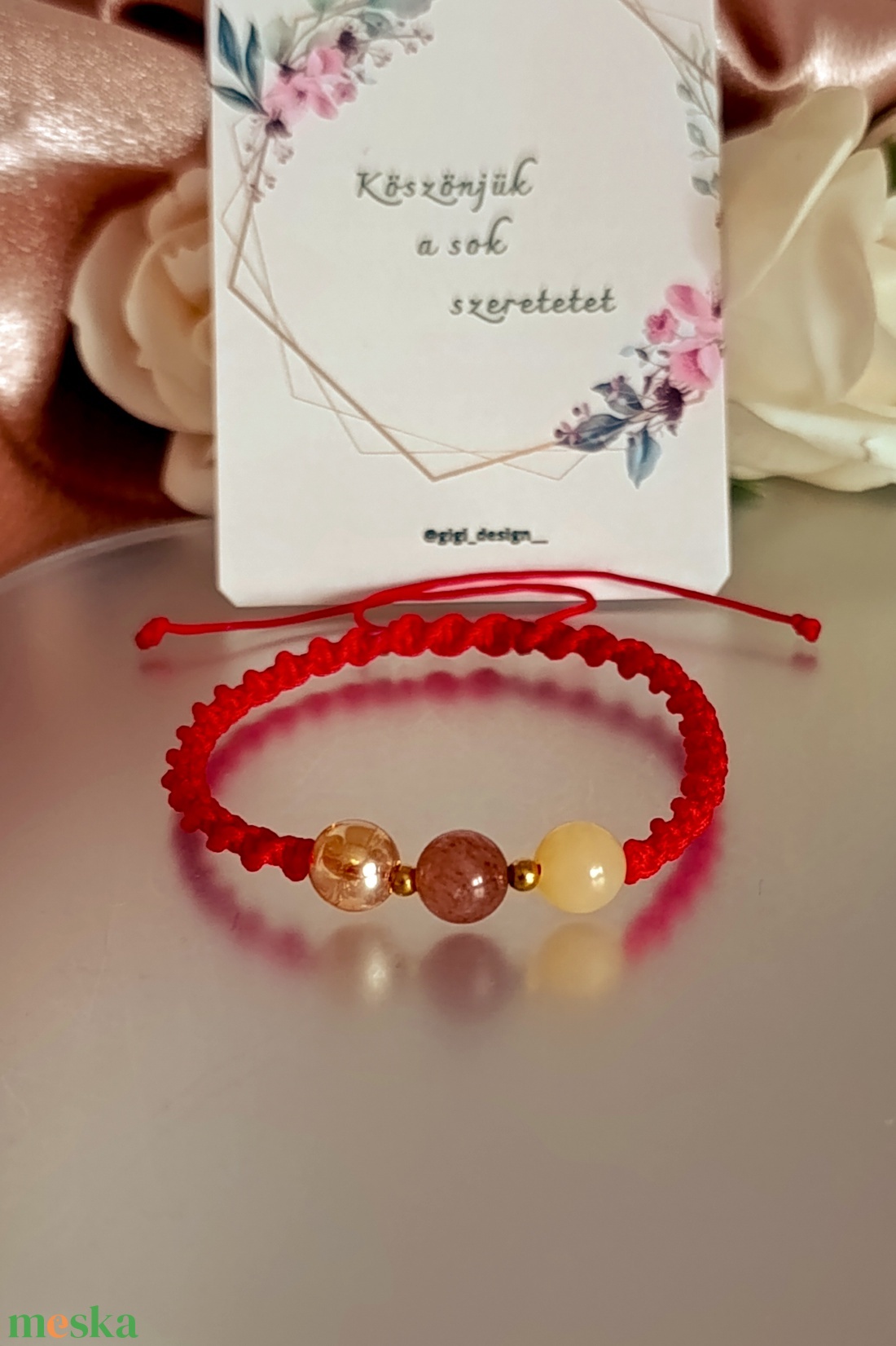 Szívmelegítő, jókedvet hozó karkötő � pedagógusoknak, dadusnak - ékszer - karkötő - fonott karkötő - Meska.hu